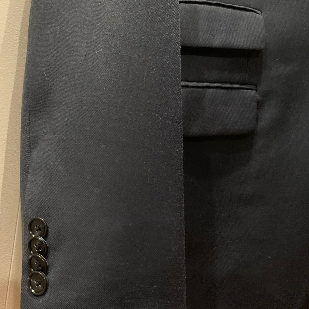 Kenneth Cole Navy blue suit *worn once* - Picture 2 of 8